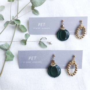 チェコガラスoval【green】（ピアス・イヤリング）