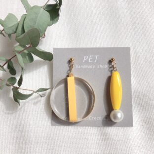 大きなおはじきとなつめの耳飾り【yellow】（ピアス・イヤリング）